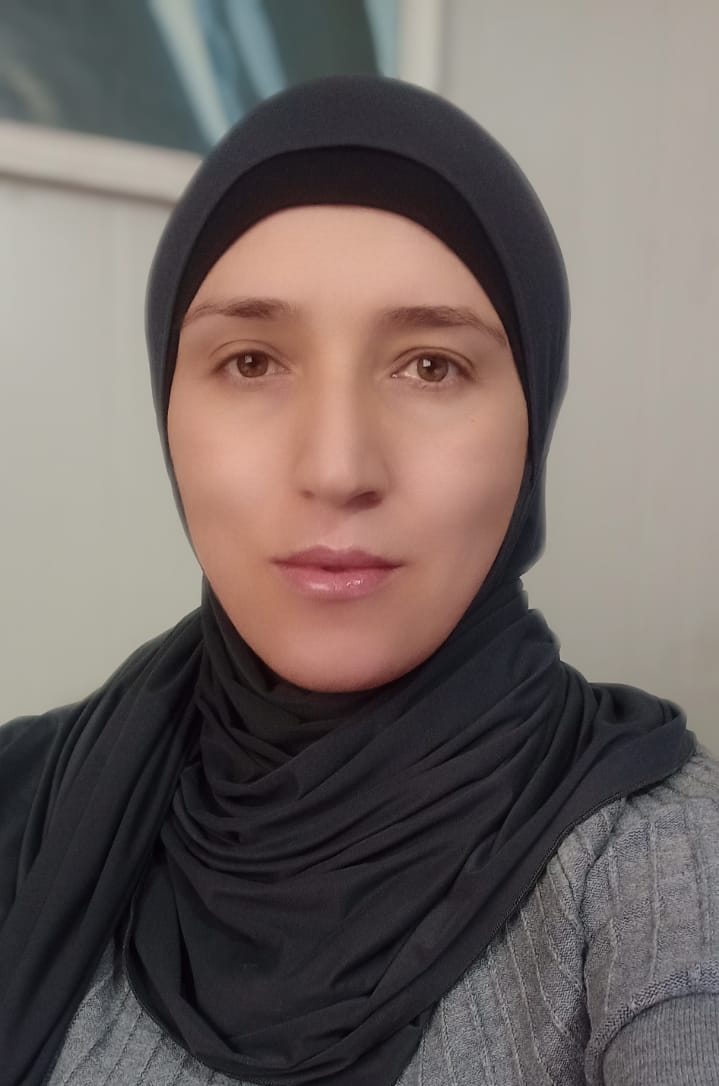 Мадина Хажалдибировна Маккашарипова.